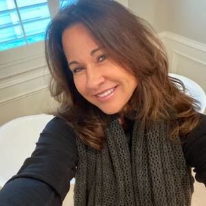 Meet your Posher, Cindy